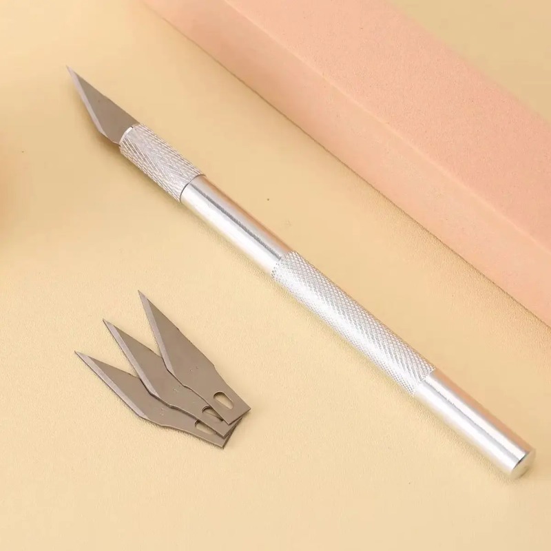 Art Craft Stationery - มีดแกะสลักโลหะกันลื่น สีทอง/สีเงิน สำหรับงานศิลปะ งานอดิเรก และเครื่องเขียน
