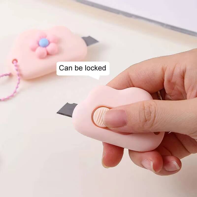 มีดคัตเตอร์พกพา ลายดอกไม้/เมฆ  - Art Craft Stationery บทวิจารณ์และราคา